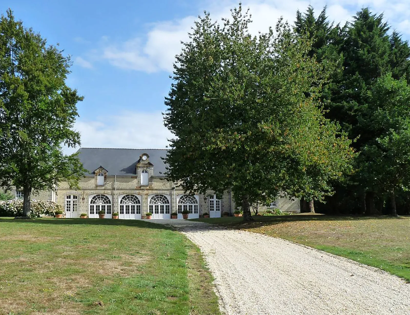 05-chateau-de-bonnefontaine-orangerie-mariage-antrain